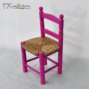 Sillas de niño pintadas en rosa Medidas: Alto total: 53 cm<br />
Alto asiento suelo: 28 cm
